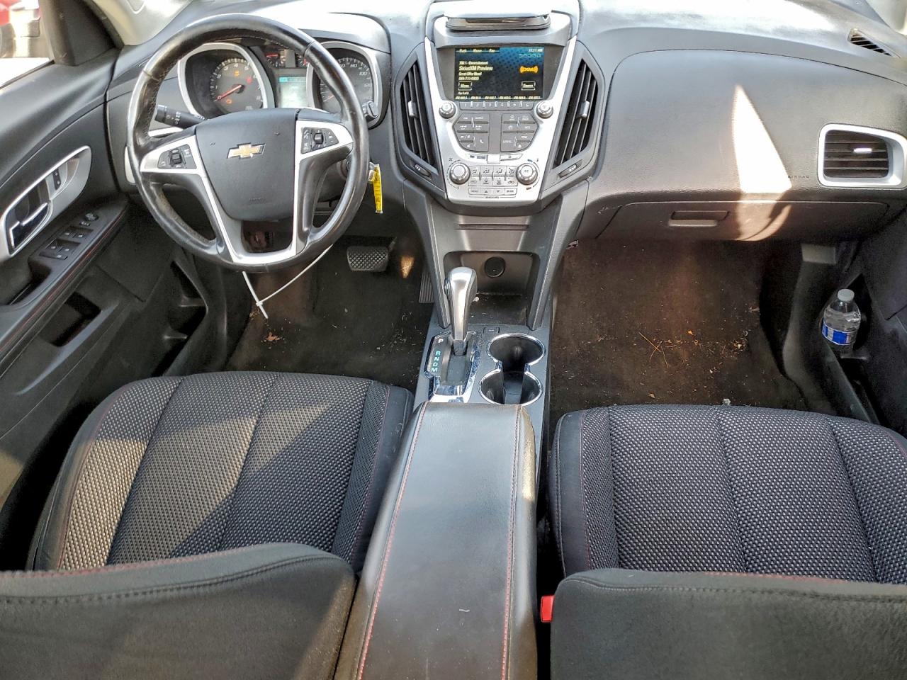 2015 CHEVROLET EQUINOX LT photo 8
