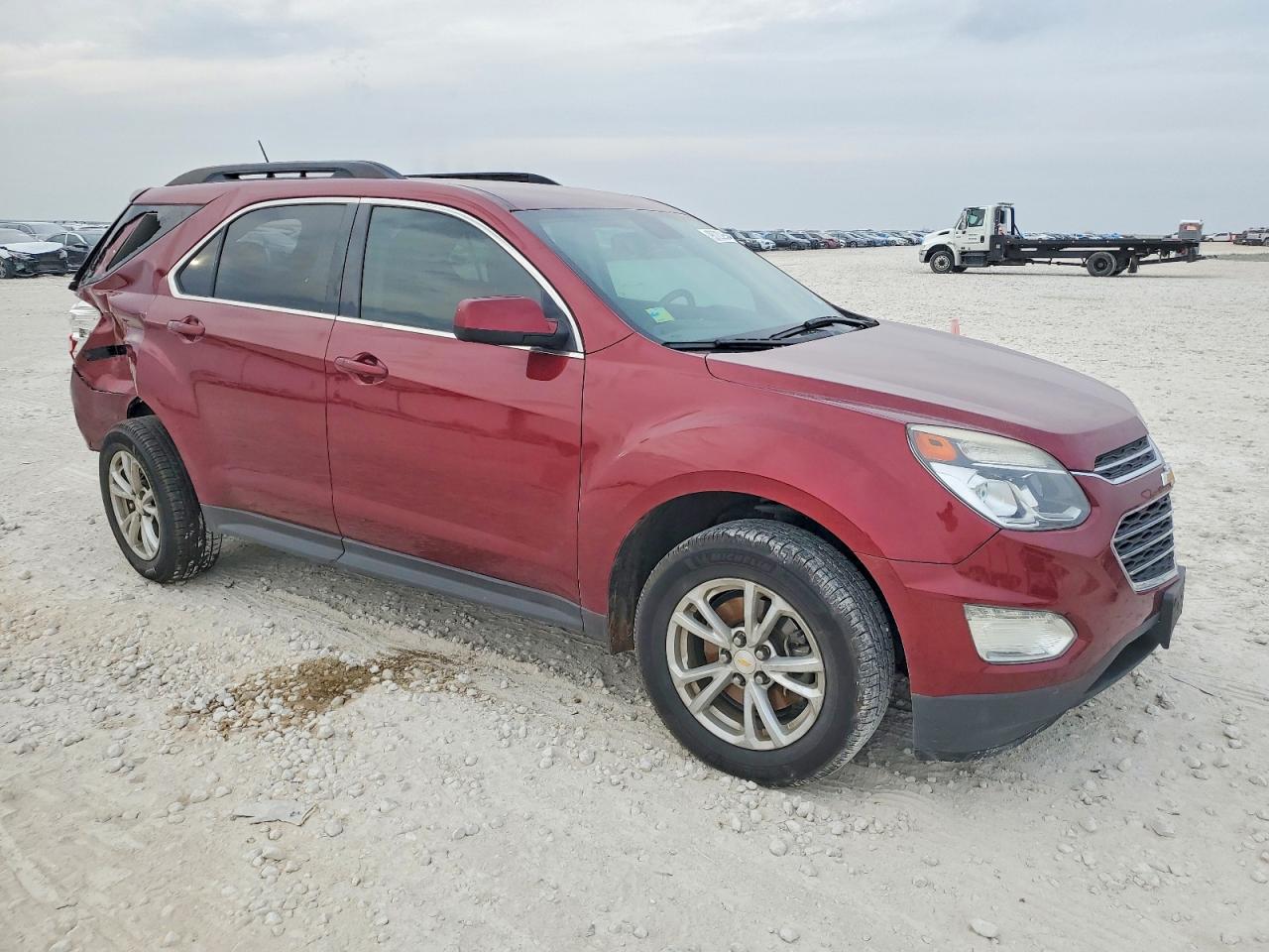 2017 CHEVROLET EQUINOX LT photo 4