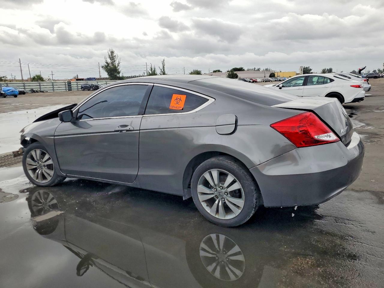2012 HONDA ACCORD LX photo 2