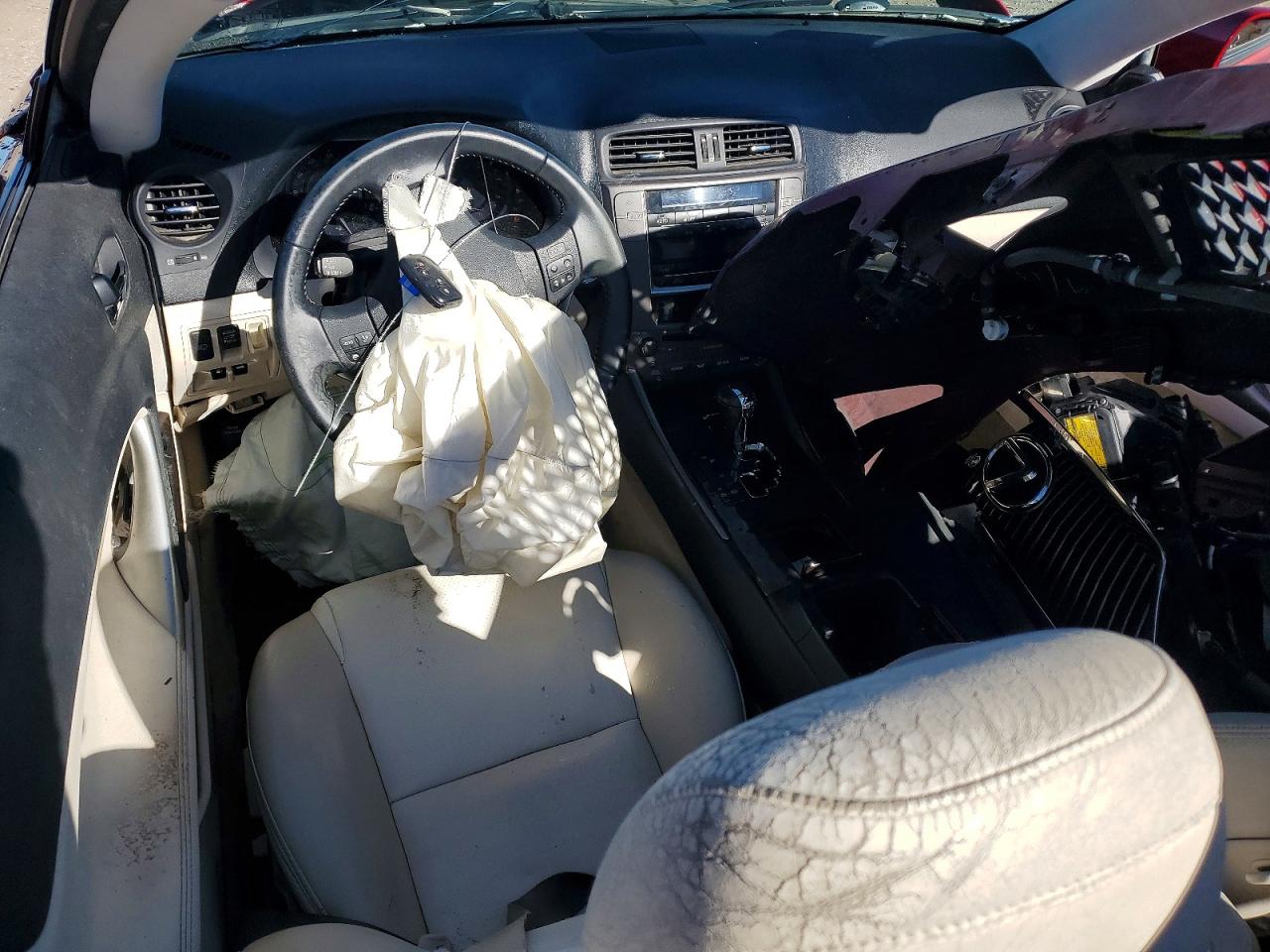 2010 LEXUS IS 250 photo 8