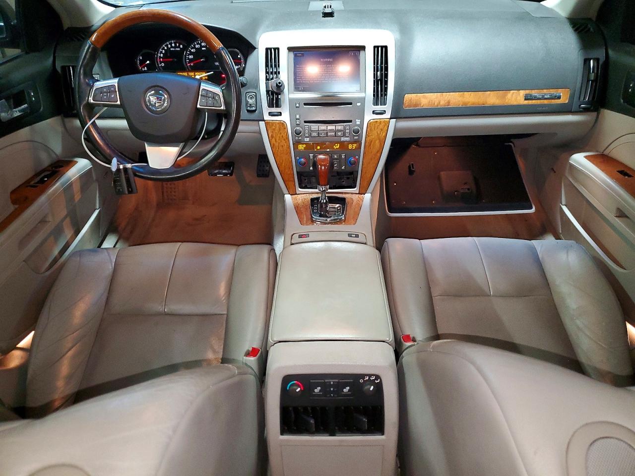 2011 CADILLAC STS LUXURY photo 8