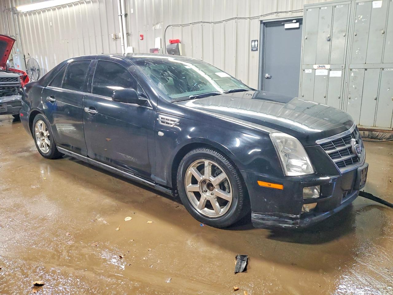 2011 CADILLAC STS LUXURY photo 4