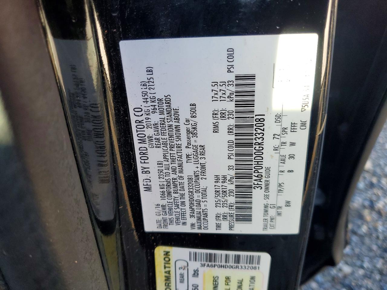 2016 FORD FUSION SE photo 12