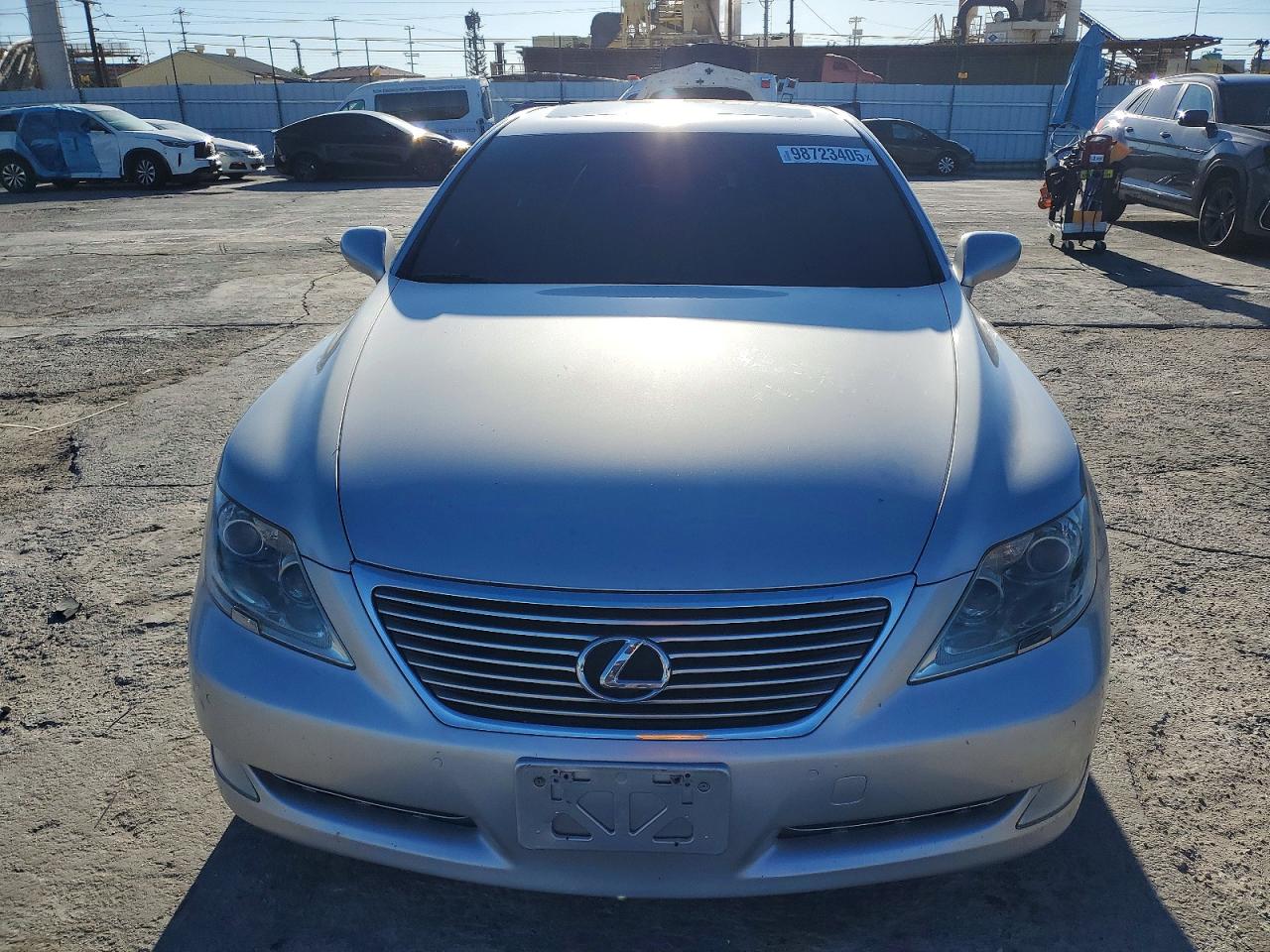 2009 LEXUS LS 460 photo 9