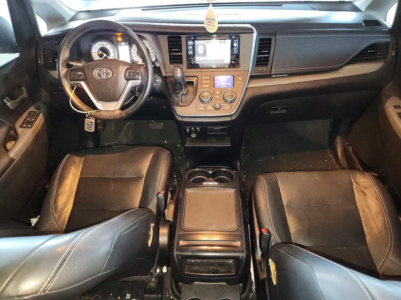 2015 TOYOTA SIENNA SPORT photo 8