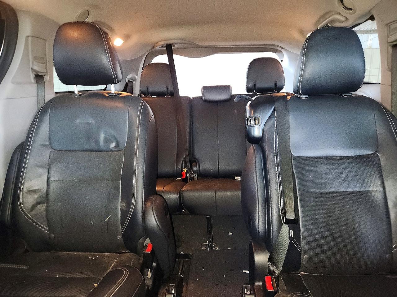 2015 TOYOTA SIENNA SPORT photo 10