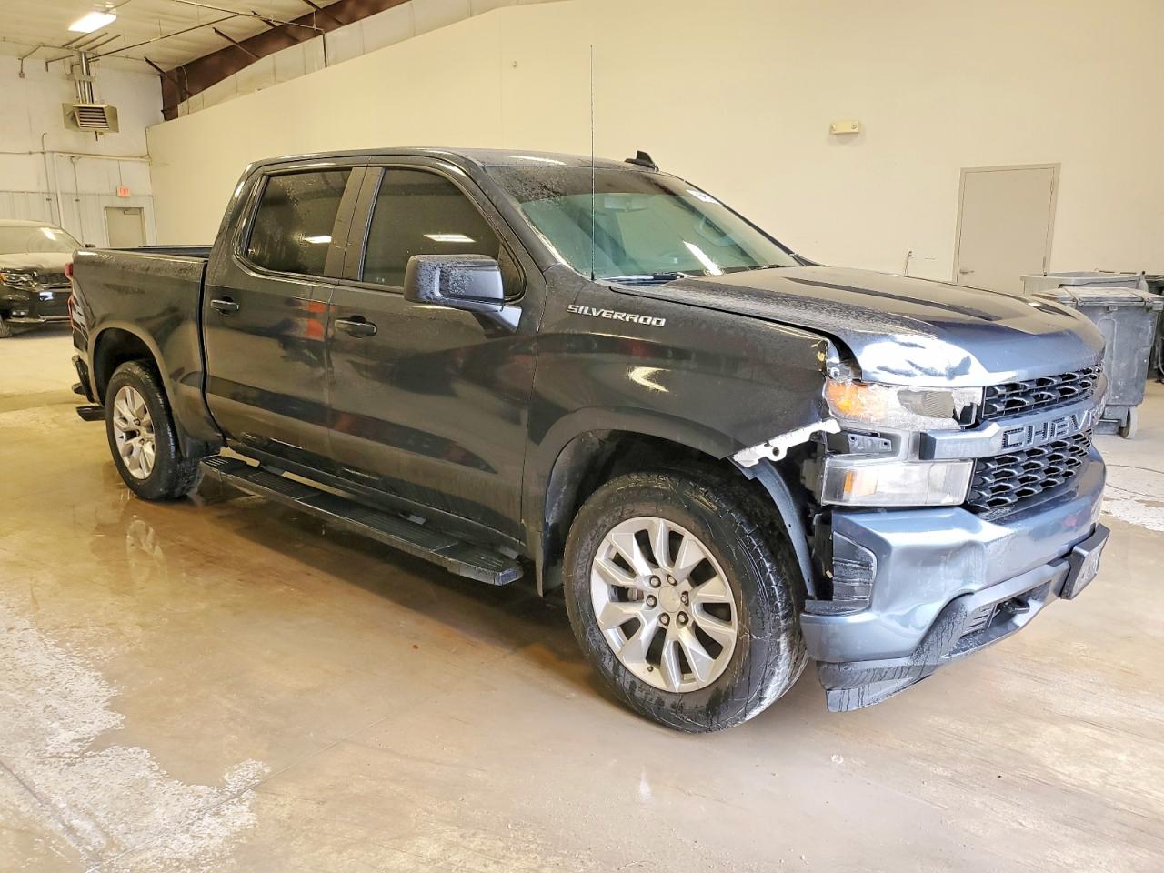 2021 CHEVROLET SILVERADO C1500 CUSTOM photo 4
