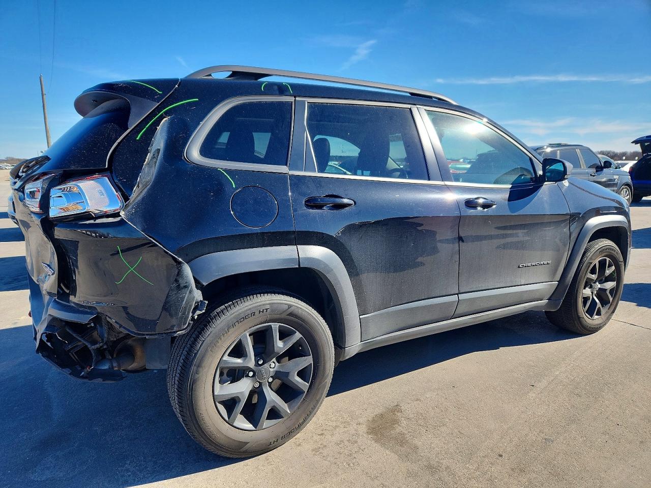 2018 JEEP CHEROKEE TRAILHAWK photo 3