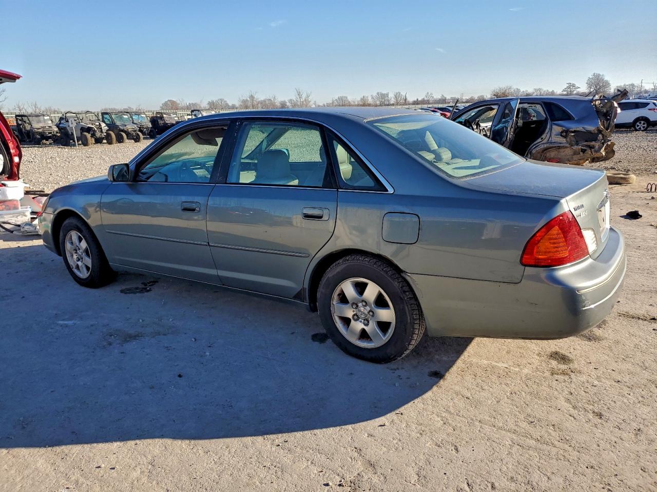 2000 TOYOTA AVALON XL photo 2