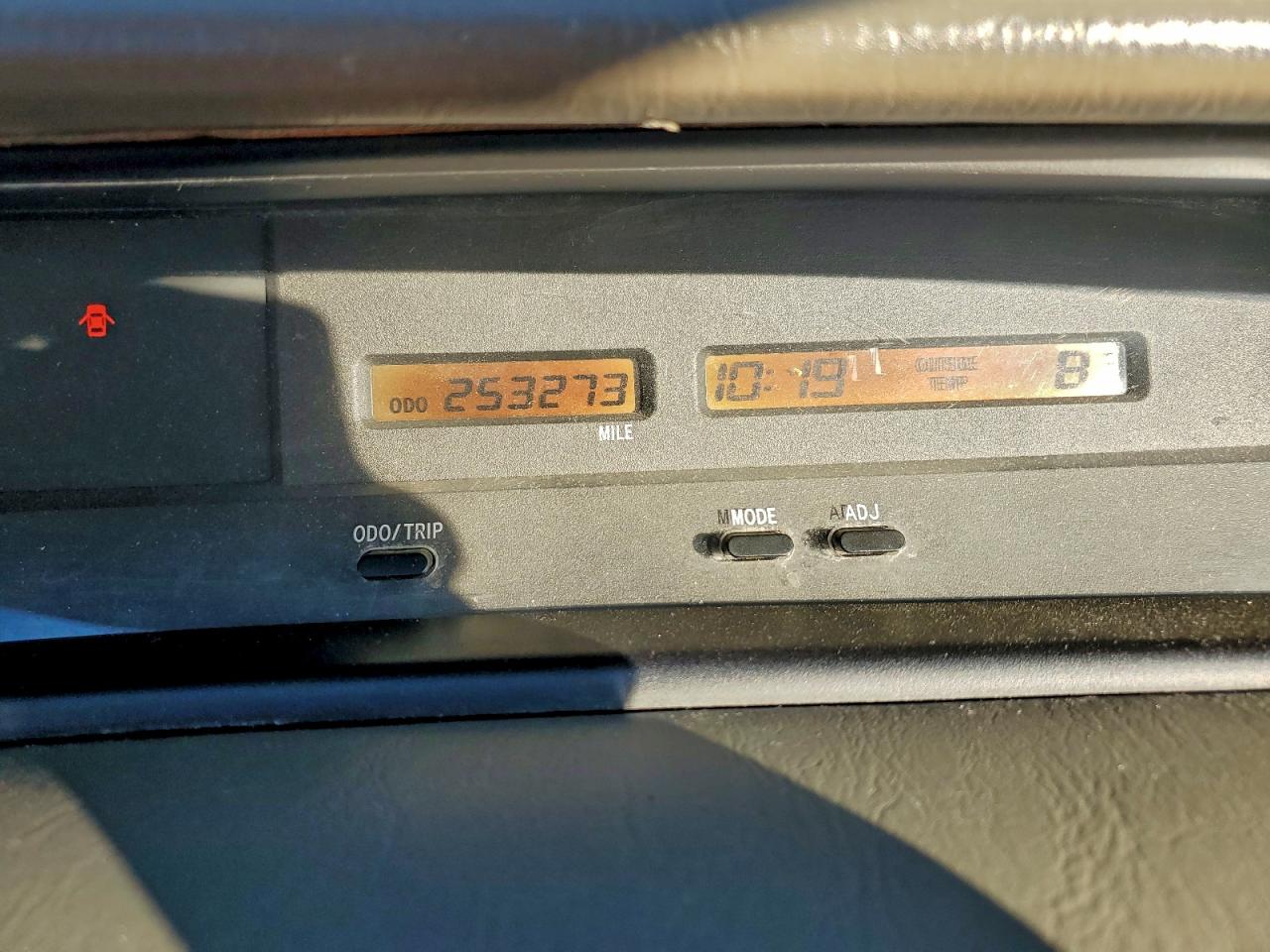 2000 TOYOTA AVALON XL photo 9
