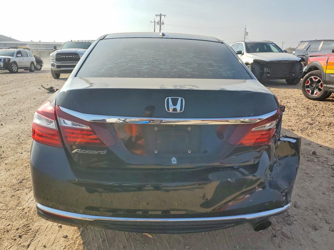 2017 HONDA ACCORD EX photo 6