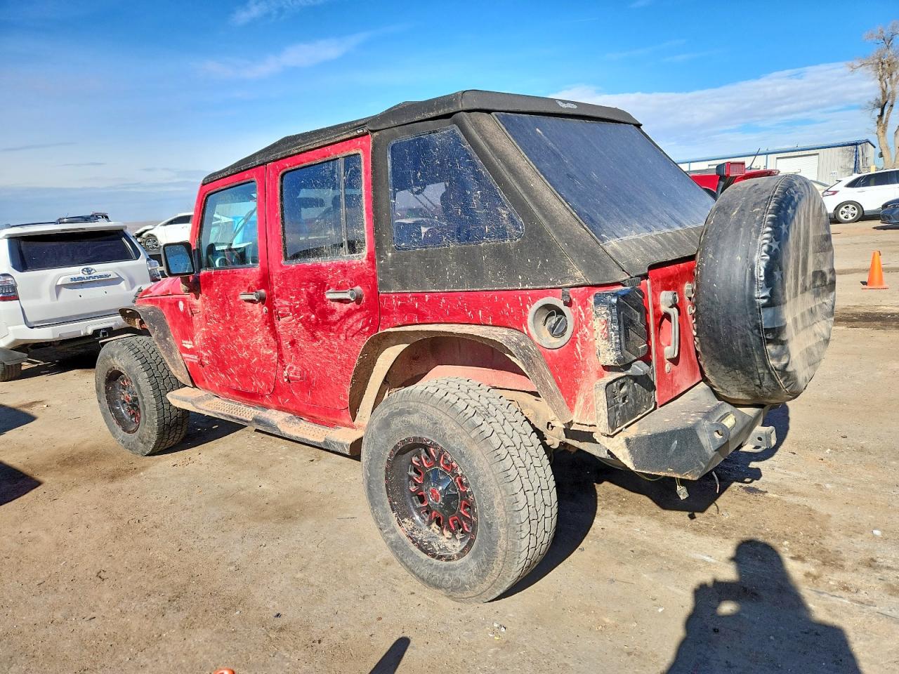 2010 JEEP WRANGLER UNLIMITED SAHARA photo 3
