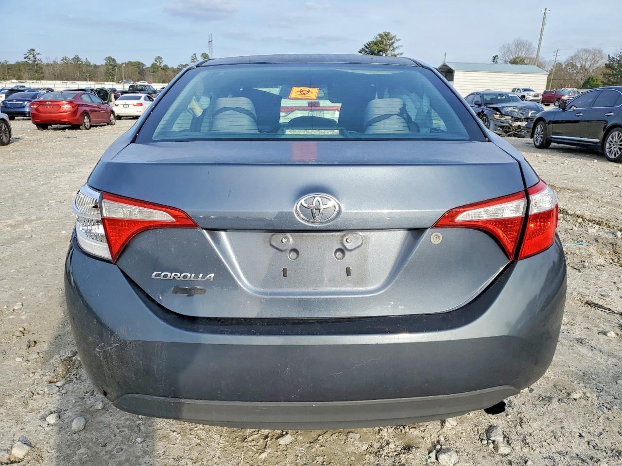 2014 TOYOTA COROLLA L photo 16