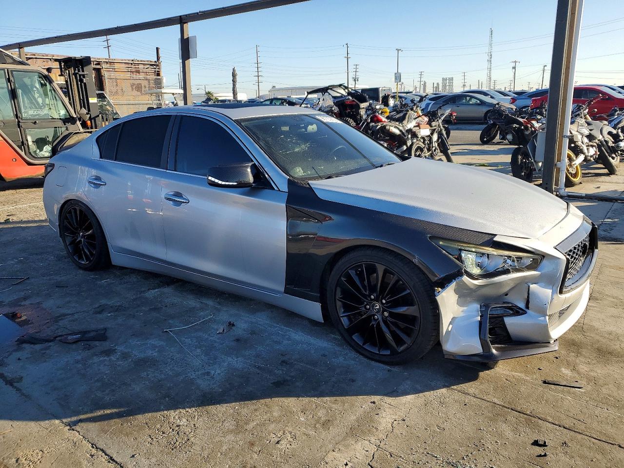 2018 INFINITI Q50 LUXE photo 10