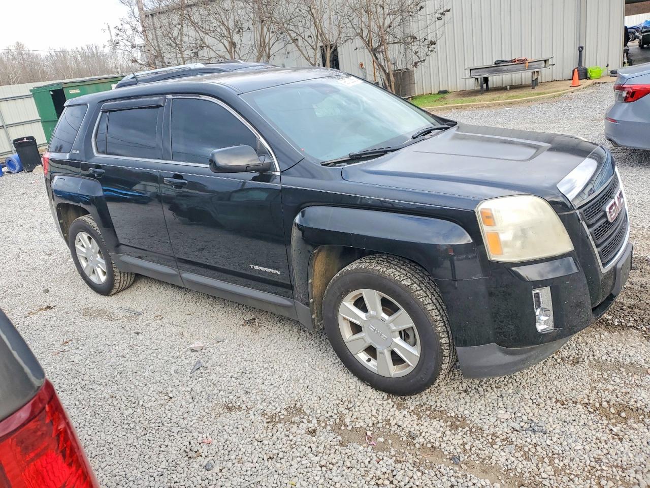 2012 GMC TERRAIN SLE photo 4