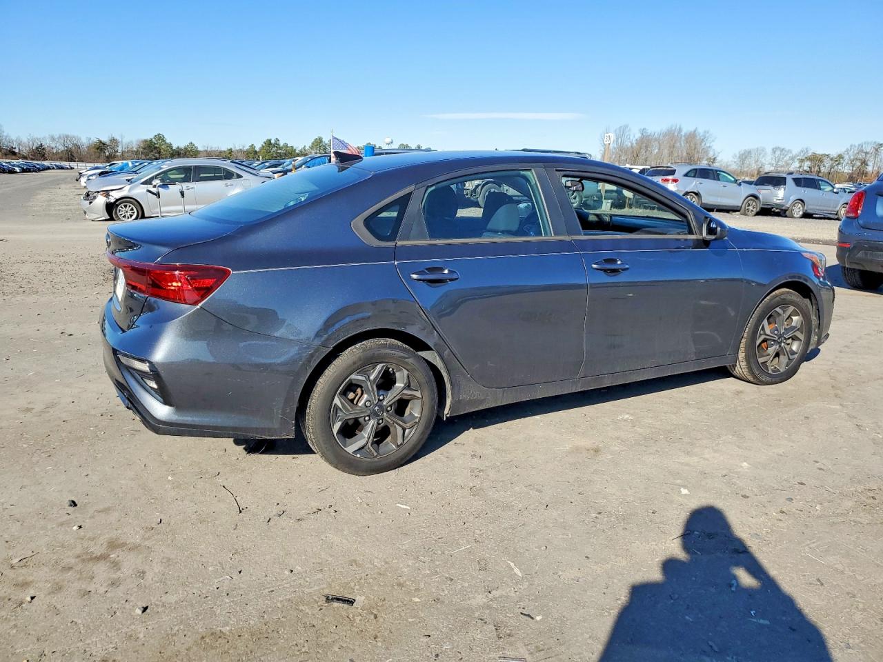 2020 KIA FORTE LXS photo 3