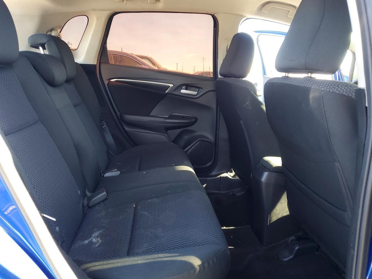 2019 HONDA FIT LX photo 10