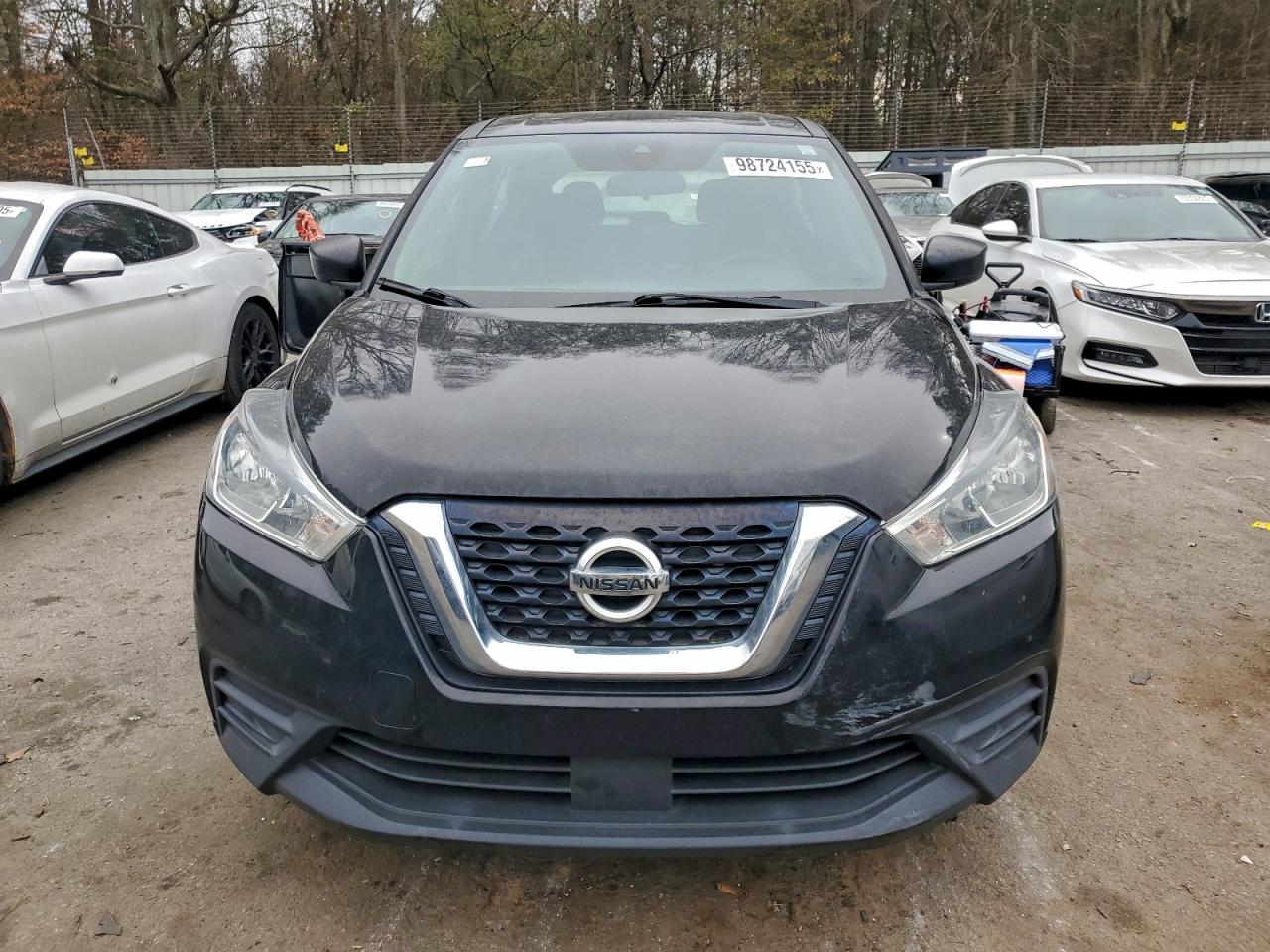2020 NISSAN KICKS S photo 5
