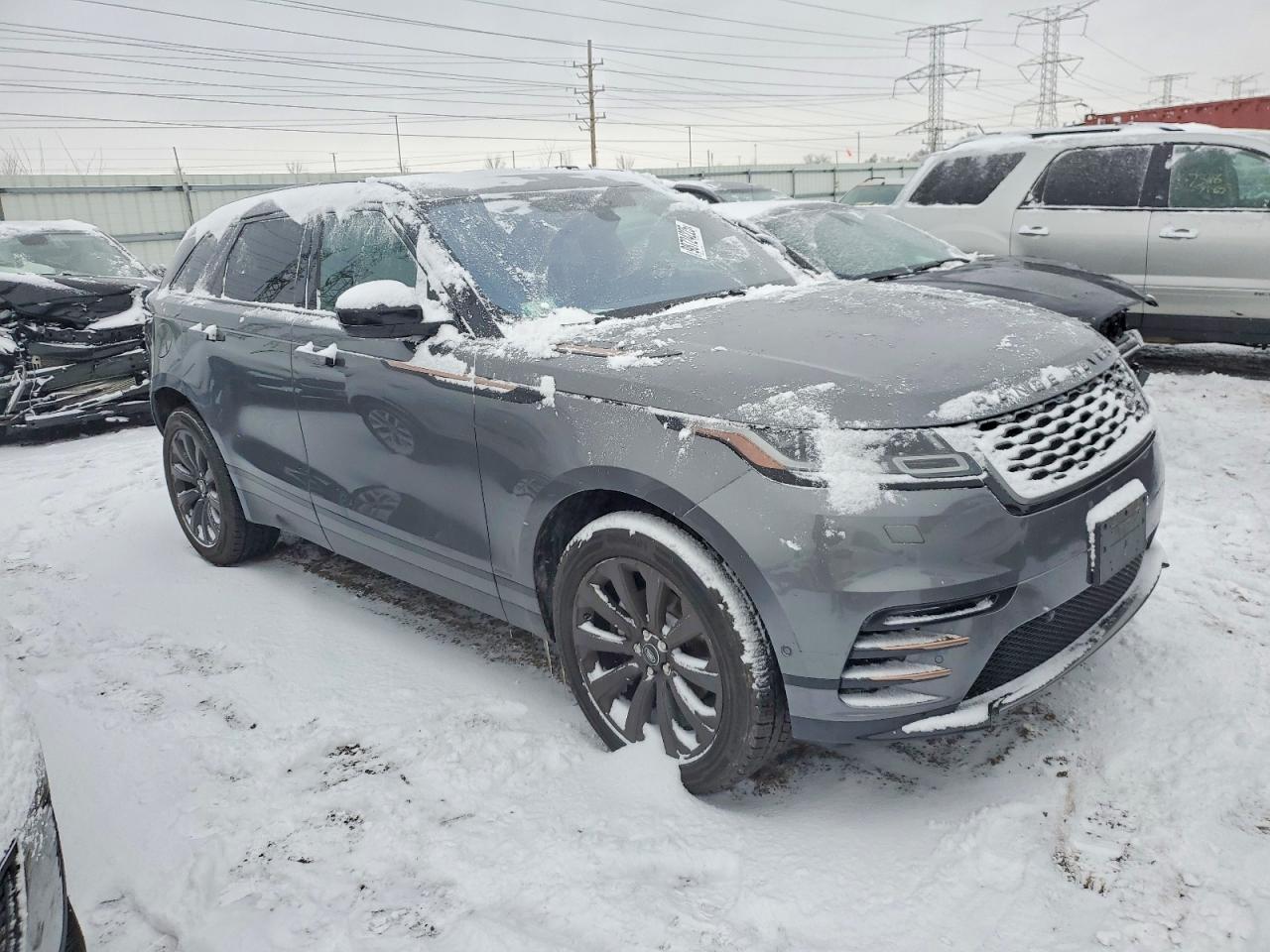 2018 LAND ROVER RANGE ROVER VELAR R-DYNAMIC SE photo 4