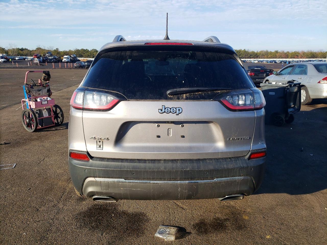 2019 JEEP CHEROKEE LIMITED photo 6