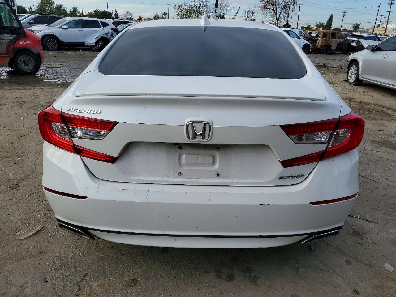 2020 HONDA ACCORD SPORT photo 16