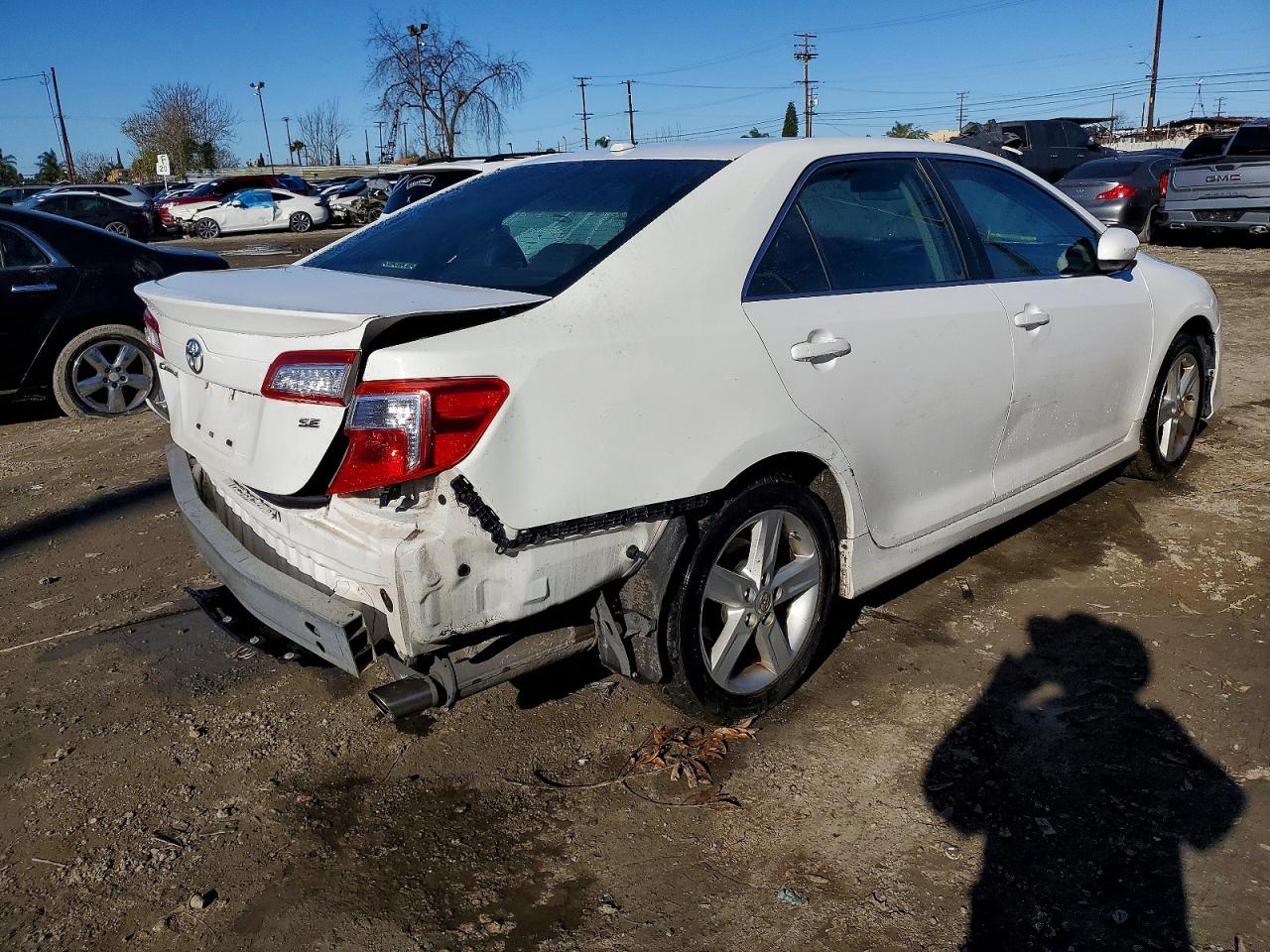 2012 TOYOTA CAMRY BASE photo 3