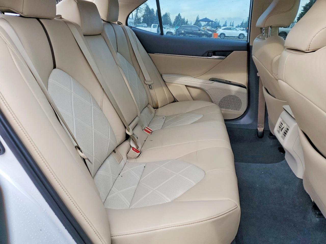 2019 TOYOTA CAMRY XSE photo 10