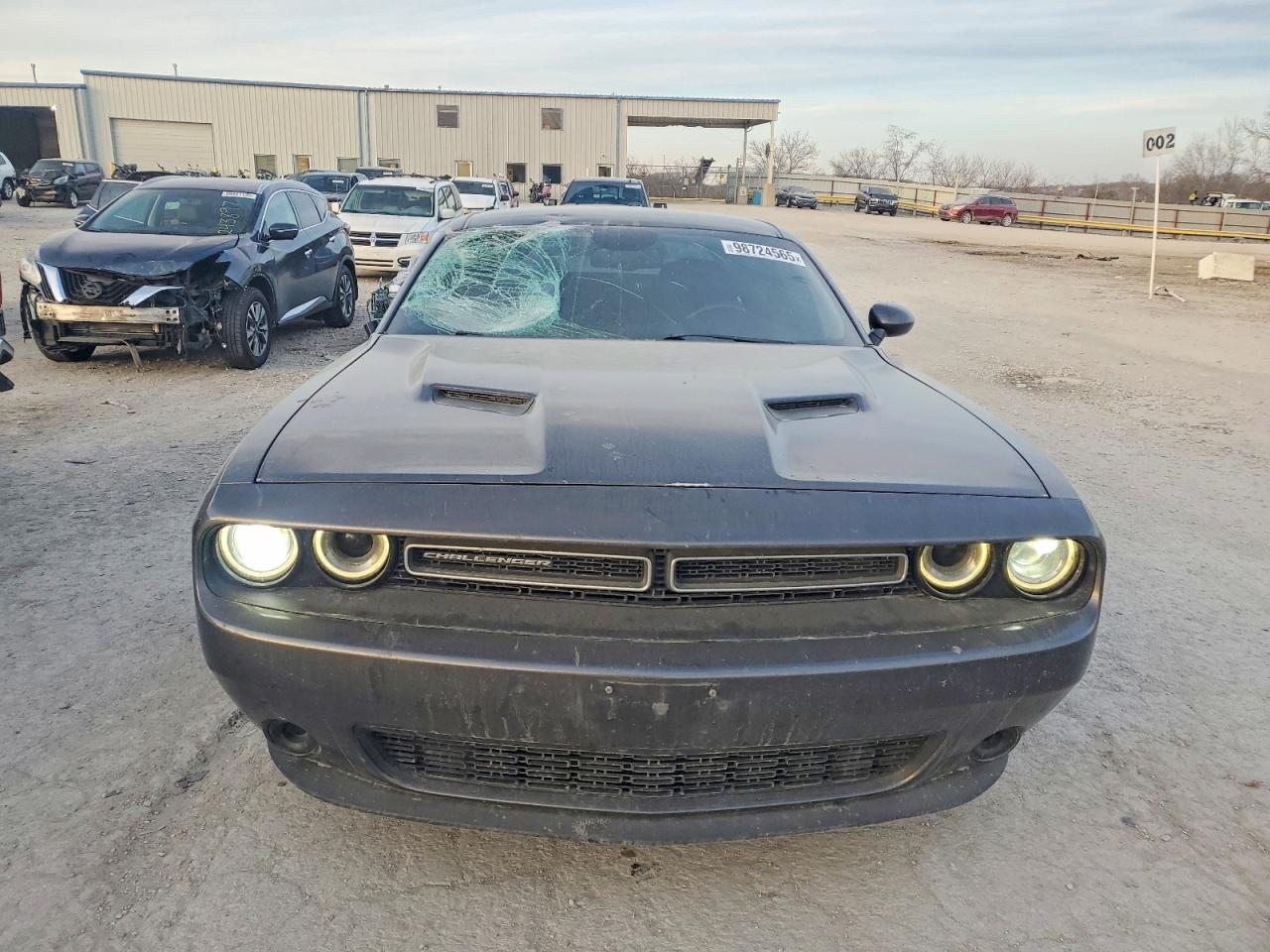 2016 DODGE CHALLENGER SXT photo 5