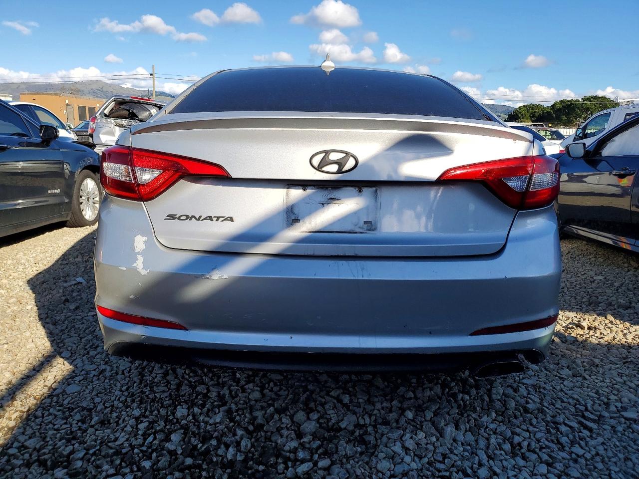 2017 HYUNDAI SONATA SE photo 6