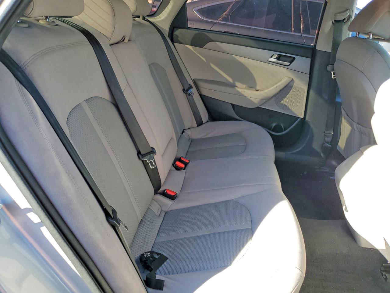 2017 HYUNDAI SONATA SE photo 10