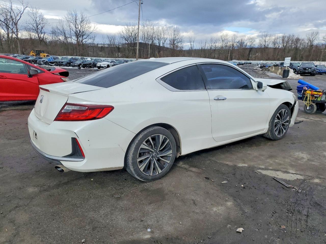 2017 HONDA ACCORD EX photo 3