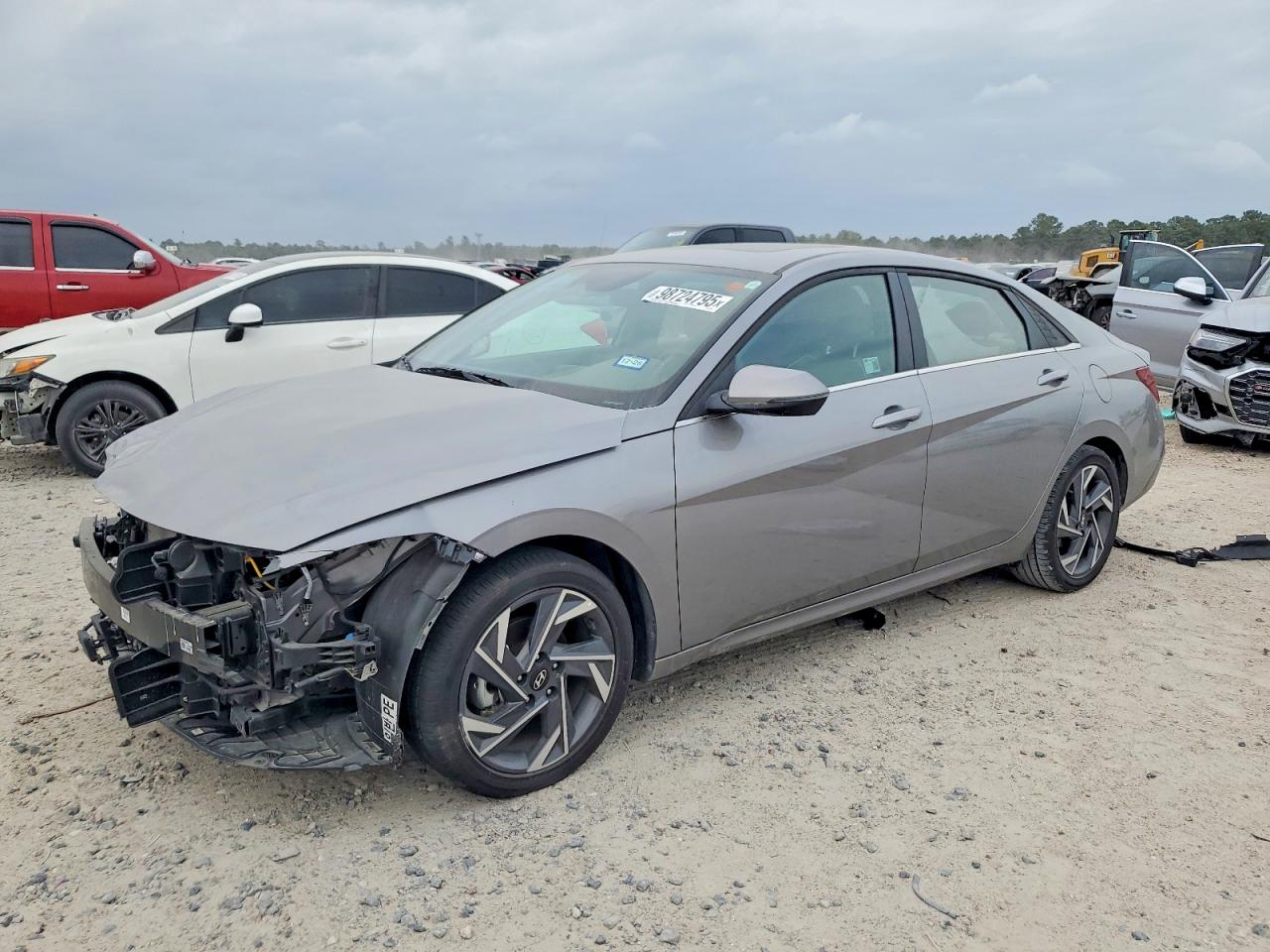 2025 HYUNDAI ELANTRA