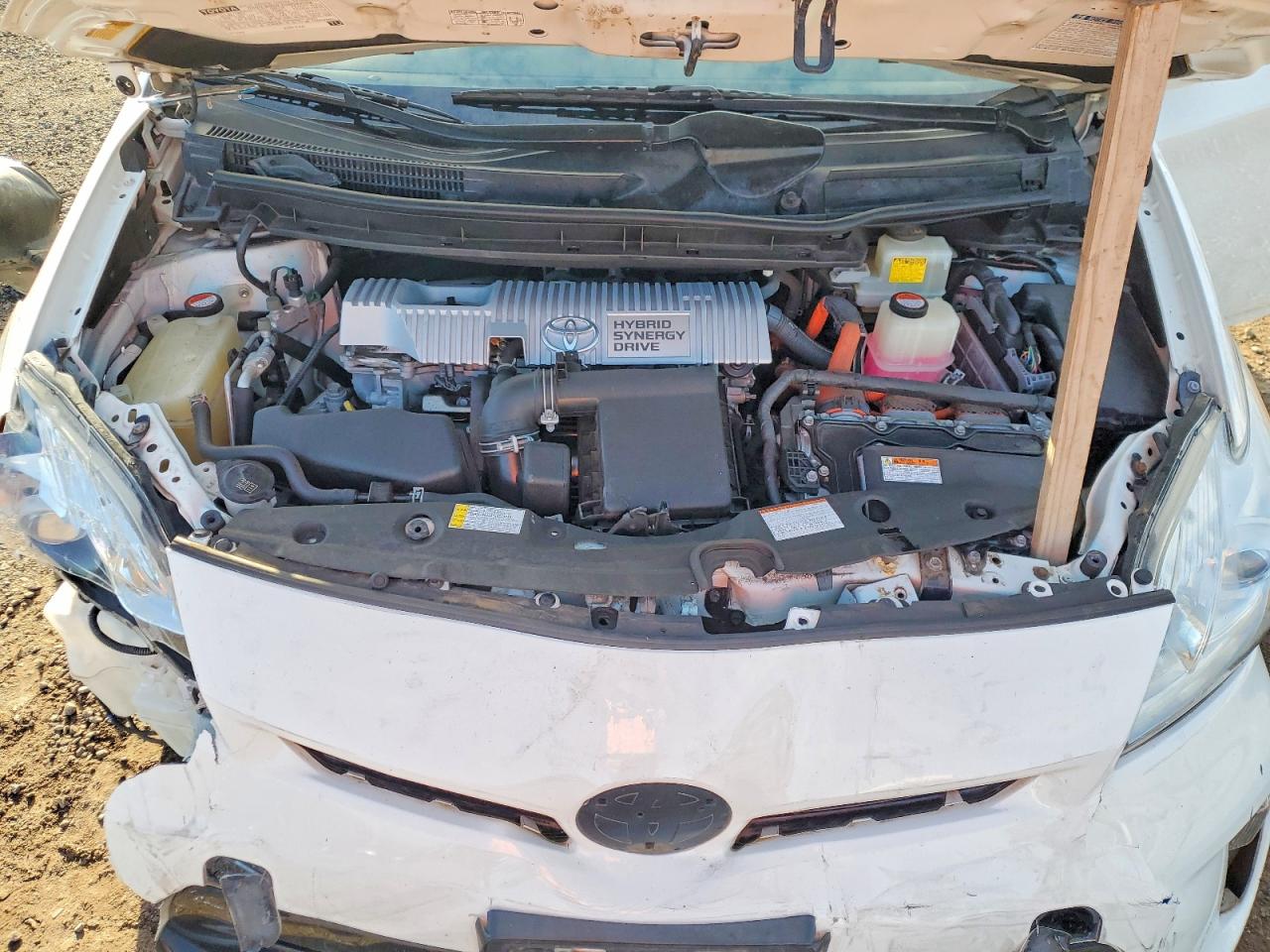 2015 TOYOTA PRIUS photo 11