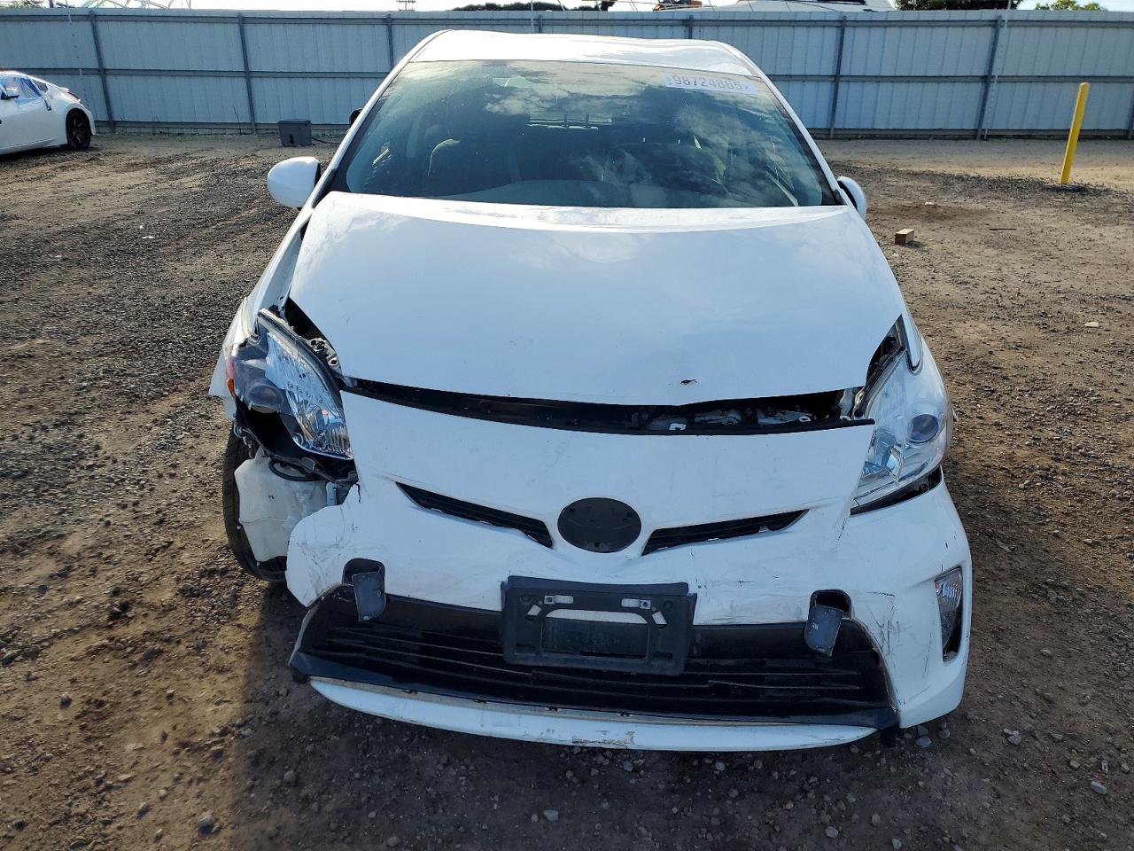 2015 TOYOTA PRIUS photo 5