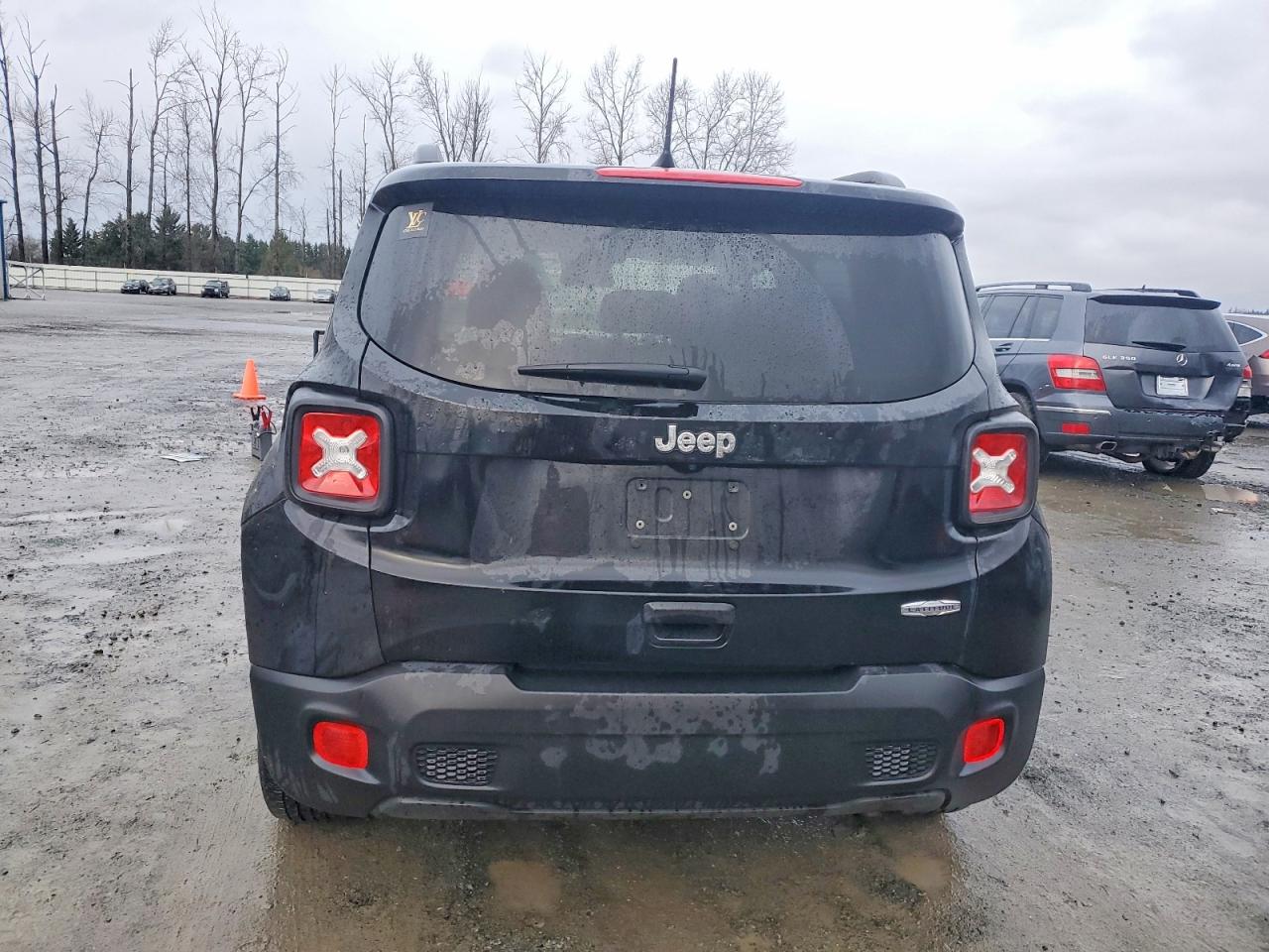 2019 JEEP RENEGADE LATITUDE photo 6