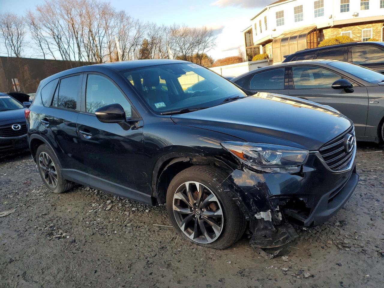 2016 MAZDA CX-5 GT photo 4