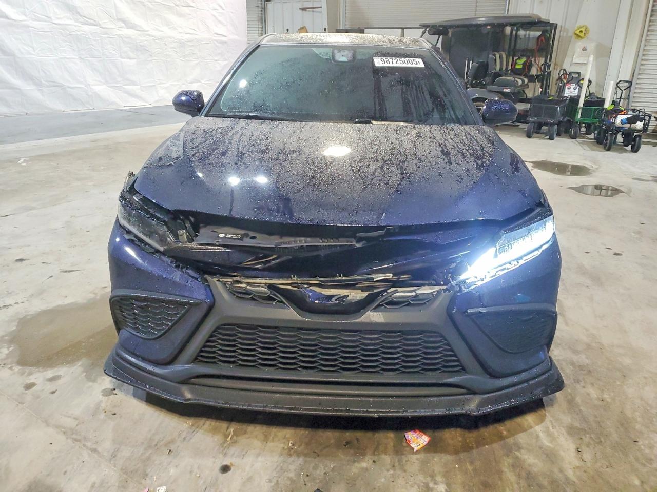 2021 TOYOTA CAMRY SE photo 5