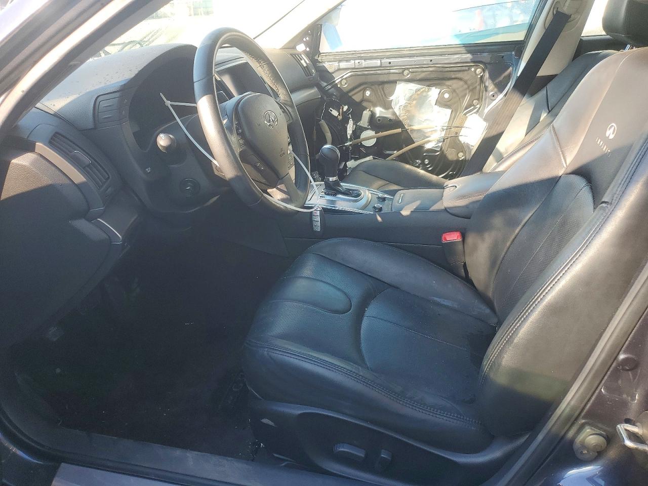 2013 INFINITI G37 BASE photo 7