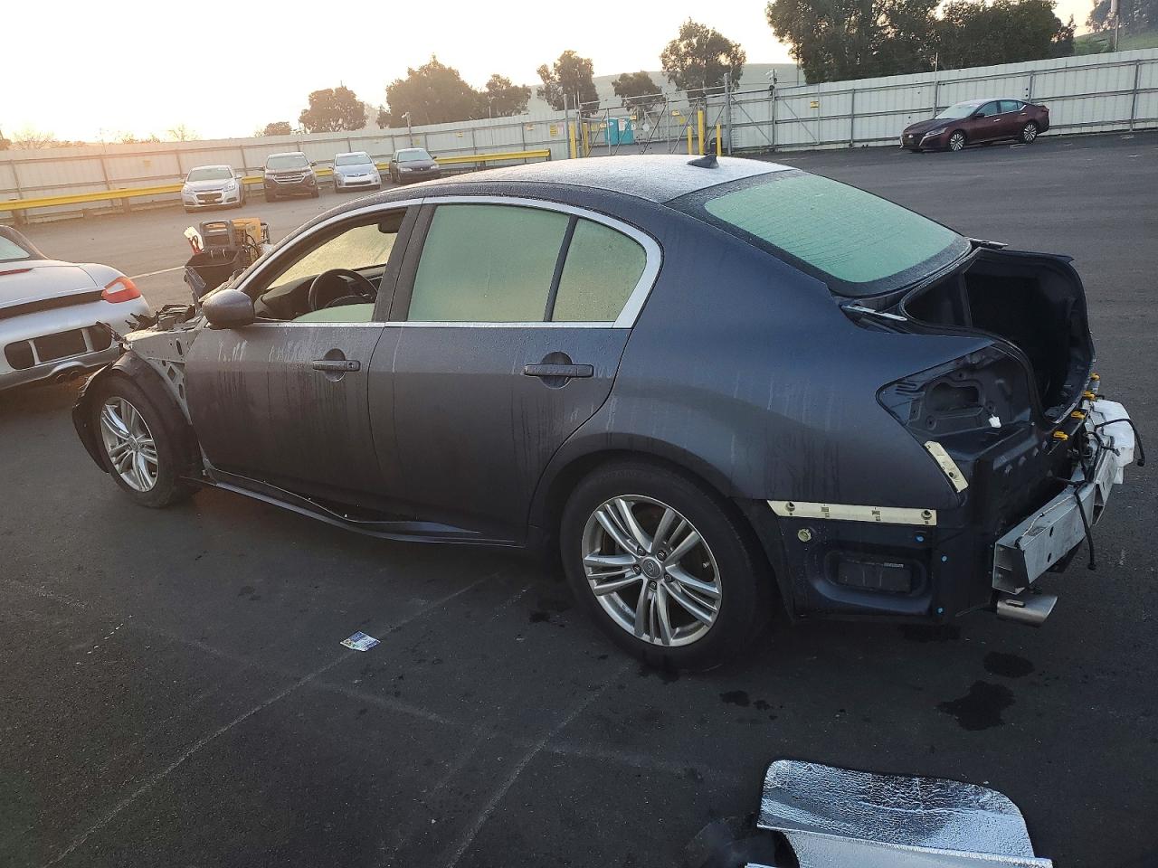 2013 INFINITI G37 BASE photo 2