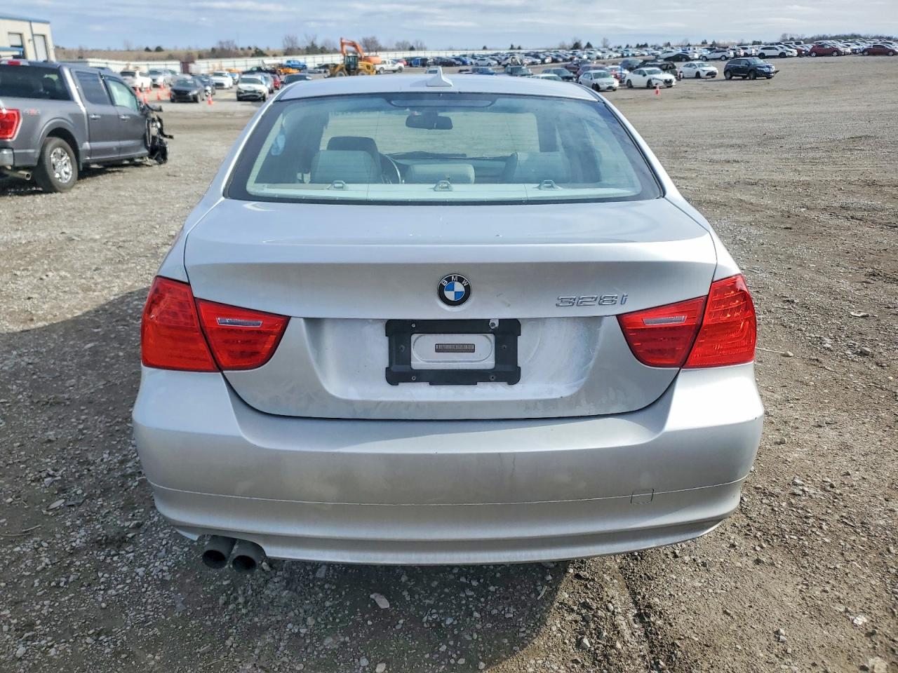 2011 BMW 328 I photo 11