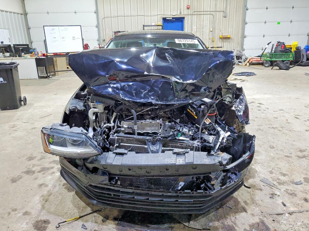 2017 VOLKSWAGEN JETTA SE photo 5