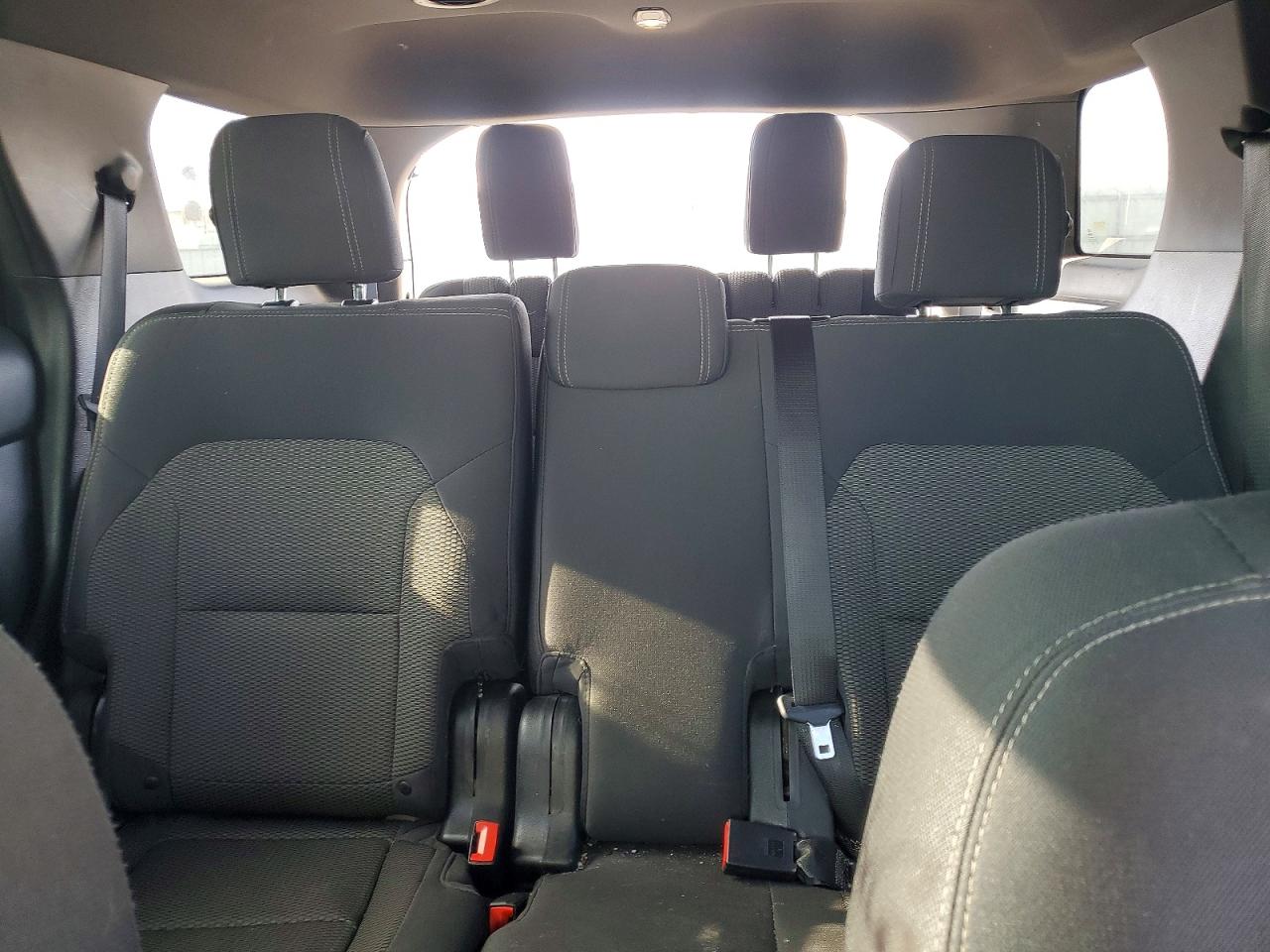 2018 FORD EXPLORER XLT photo 10