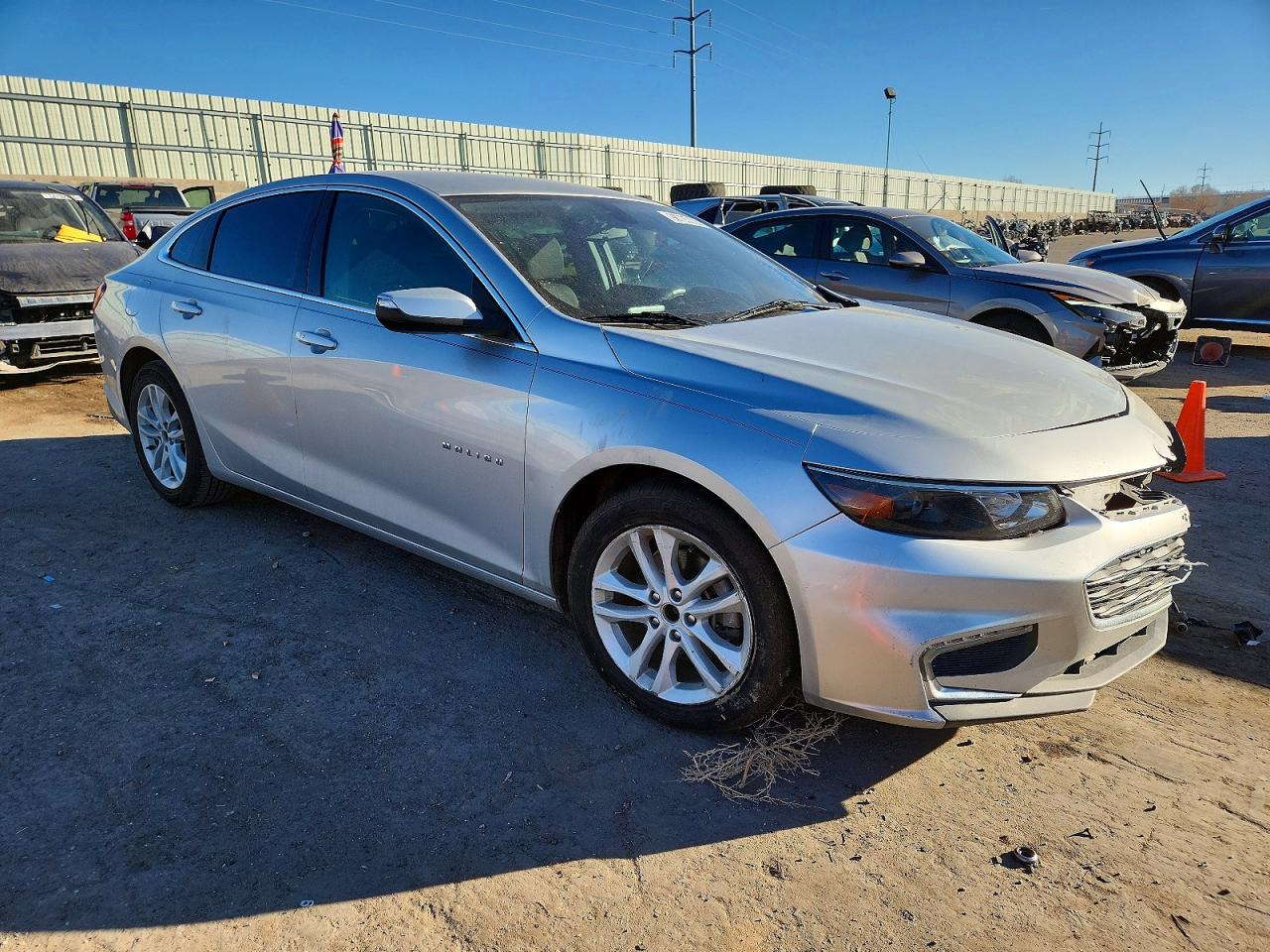 2018 CHEVROLET MALIBU LT photo 4
