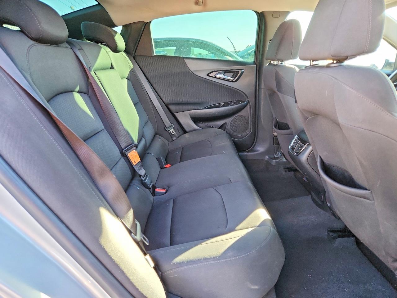 2018 CHEVROLET MALIBU LT photo 10