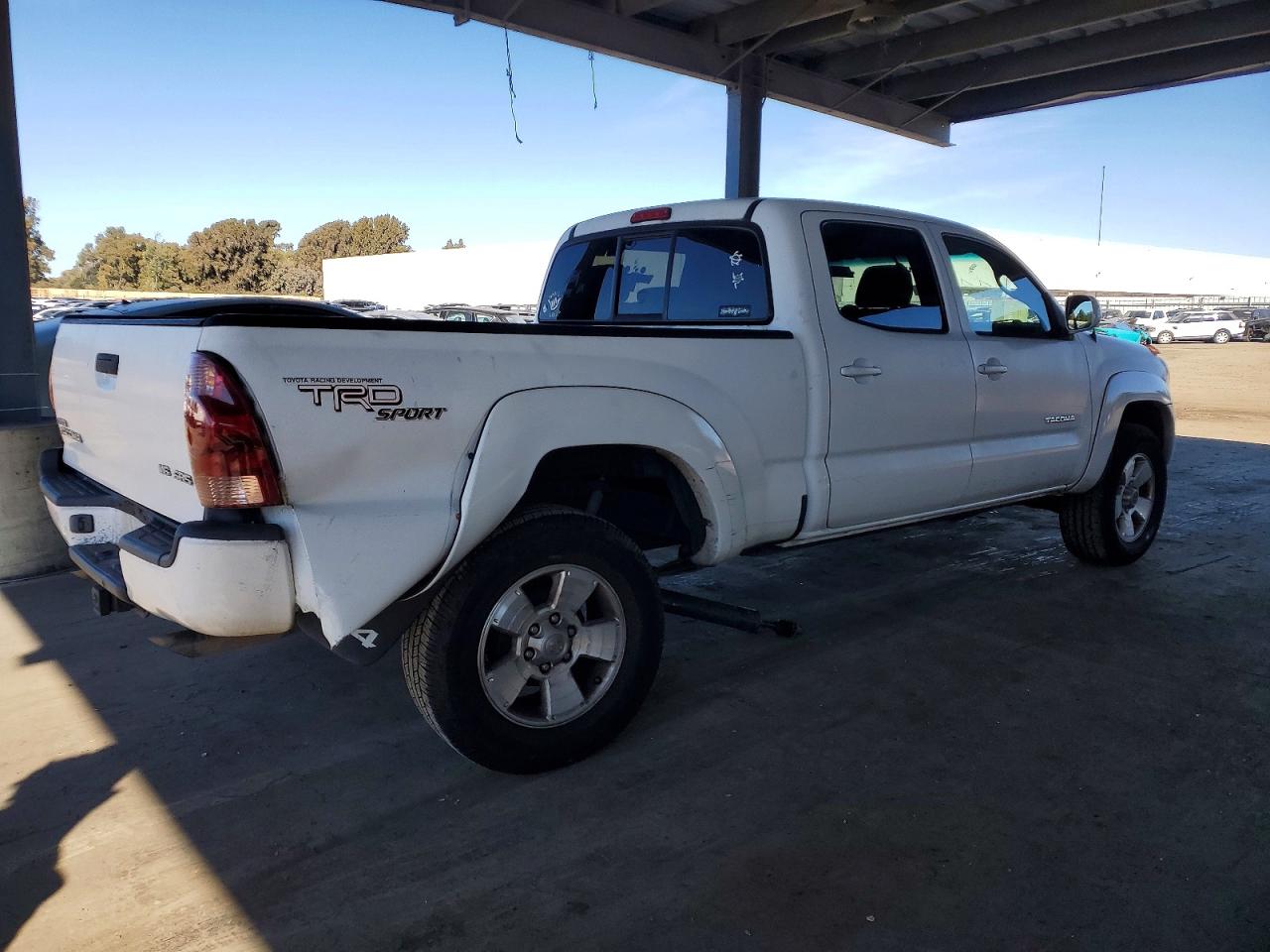 2006 TOYOTA TACOMA DOUBLE CAB LONG BED photo 3