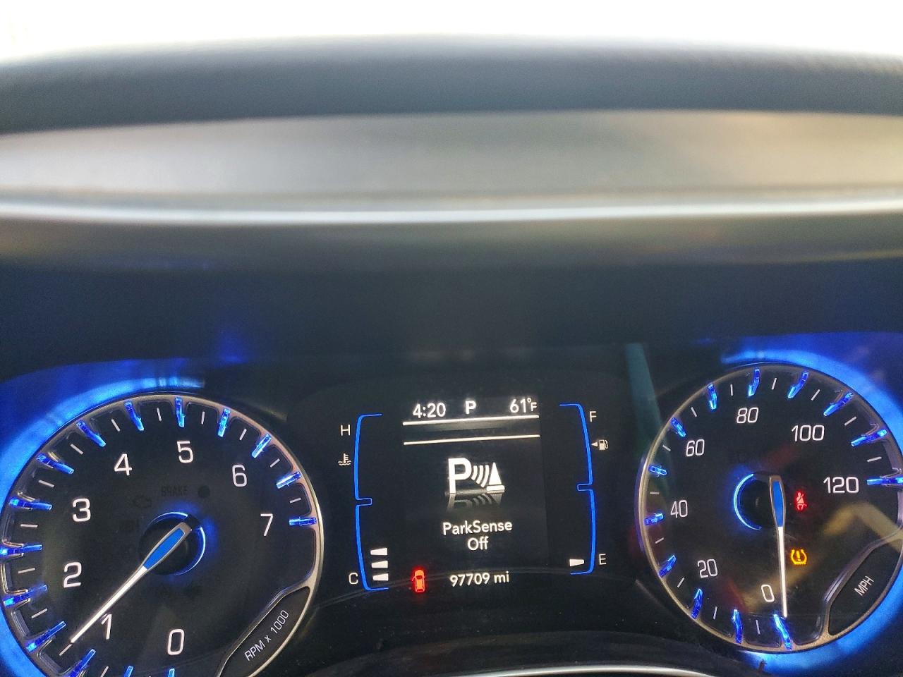 2019 CHRYSLER PACIFICA TOURING PLUS photo 9