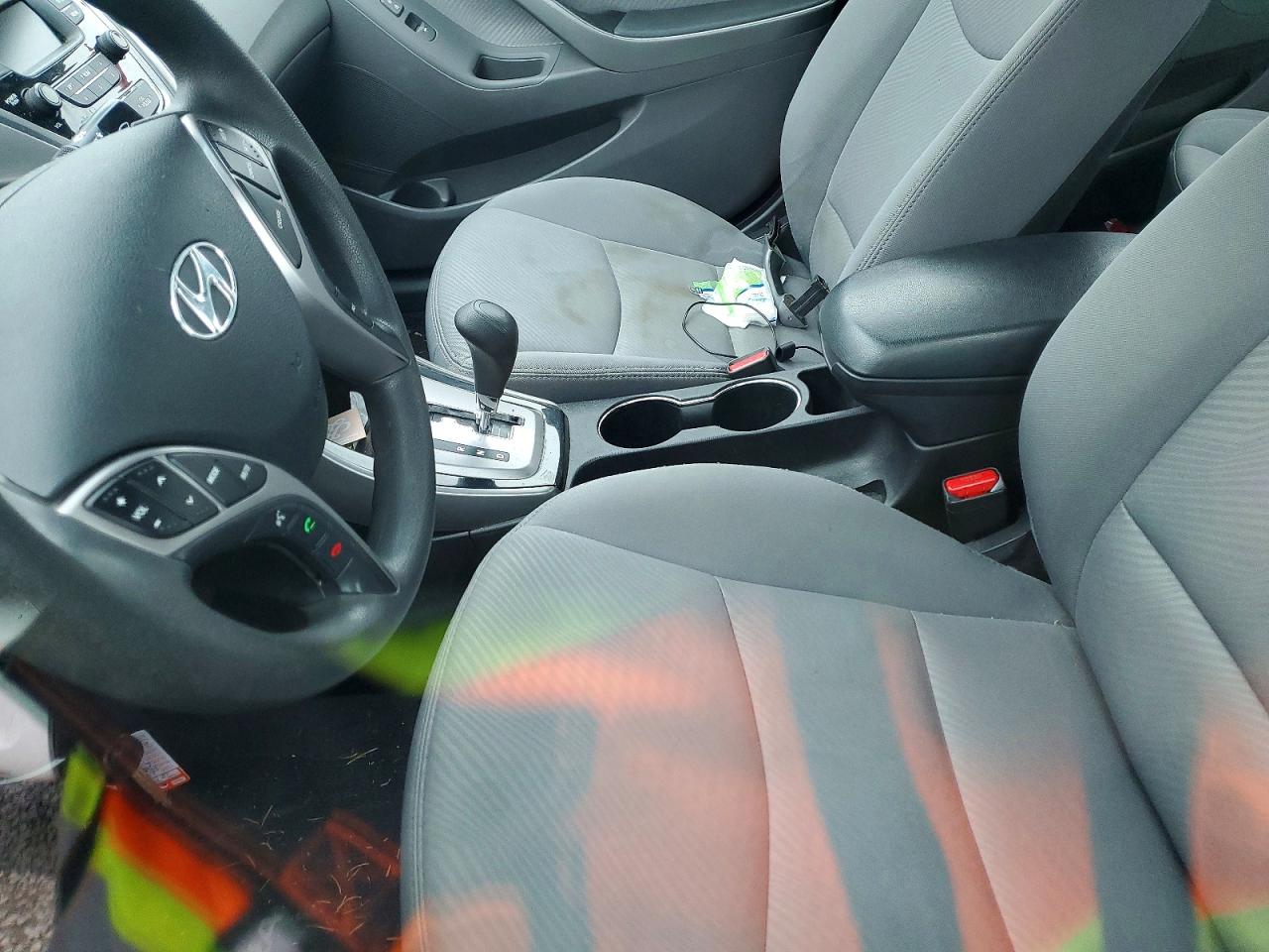 2013 HYUNDAI ELANTRA GLS photo 7