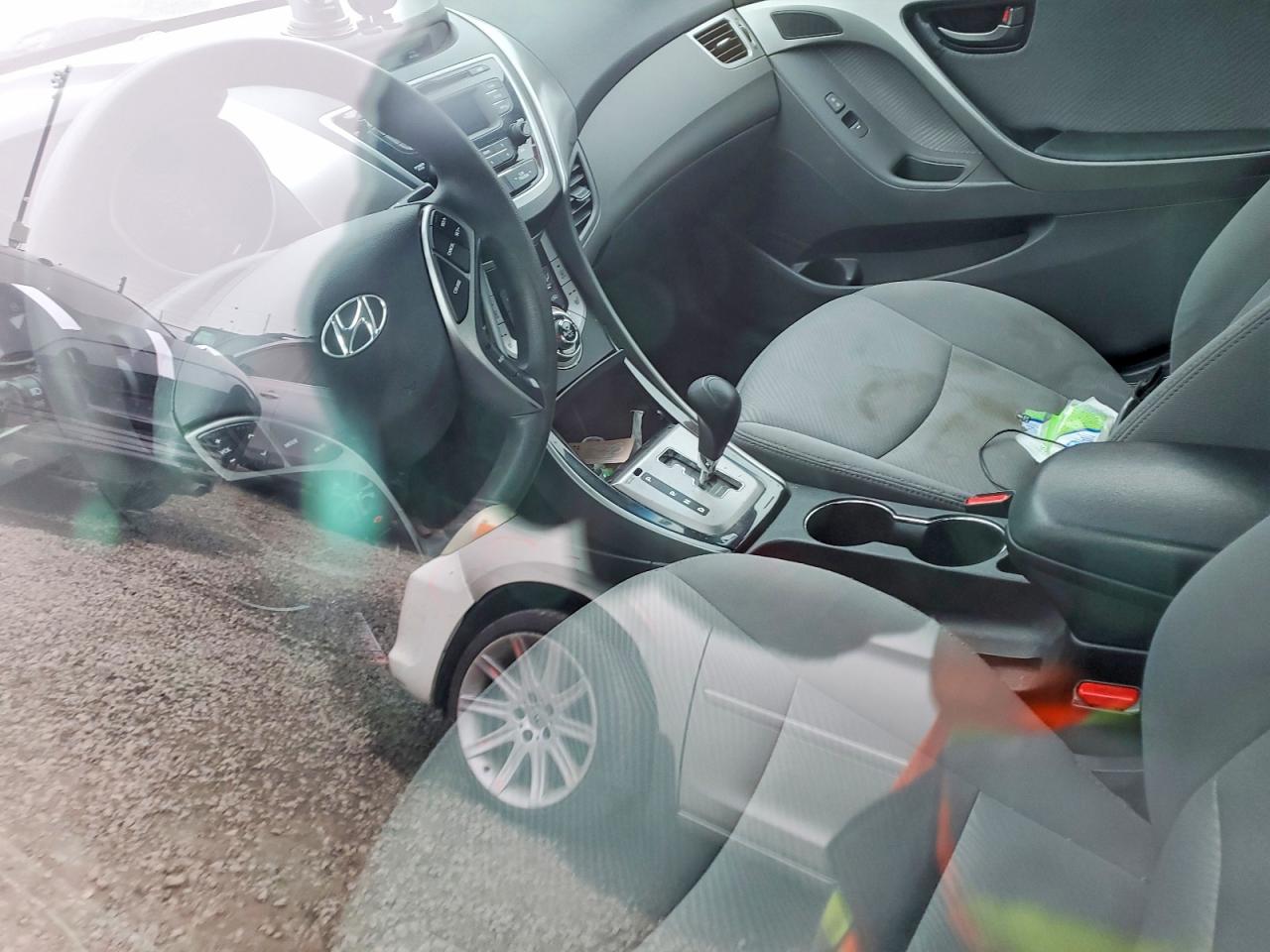 2013 HYUNDAI ELANTRA GLS photo 8