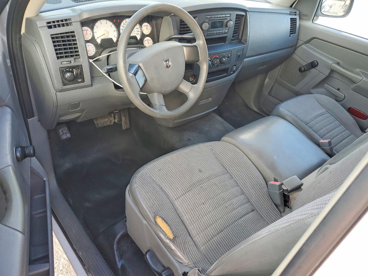 2006 DODGE RAM 1500 ST photo 8