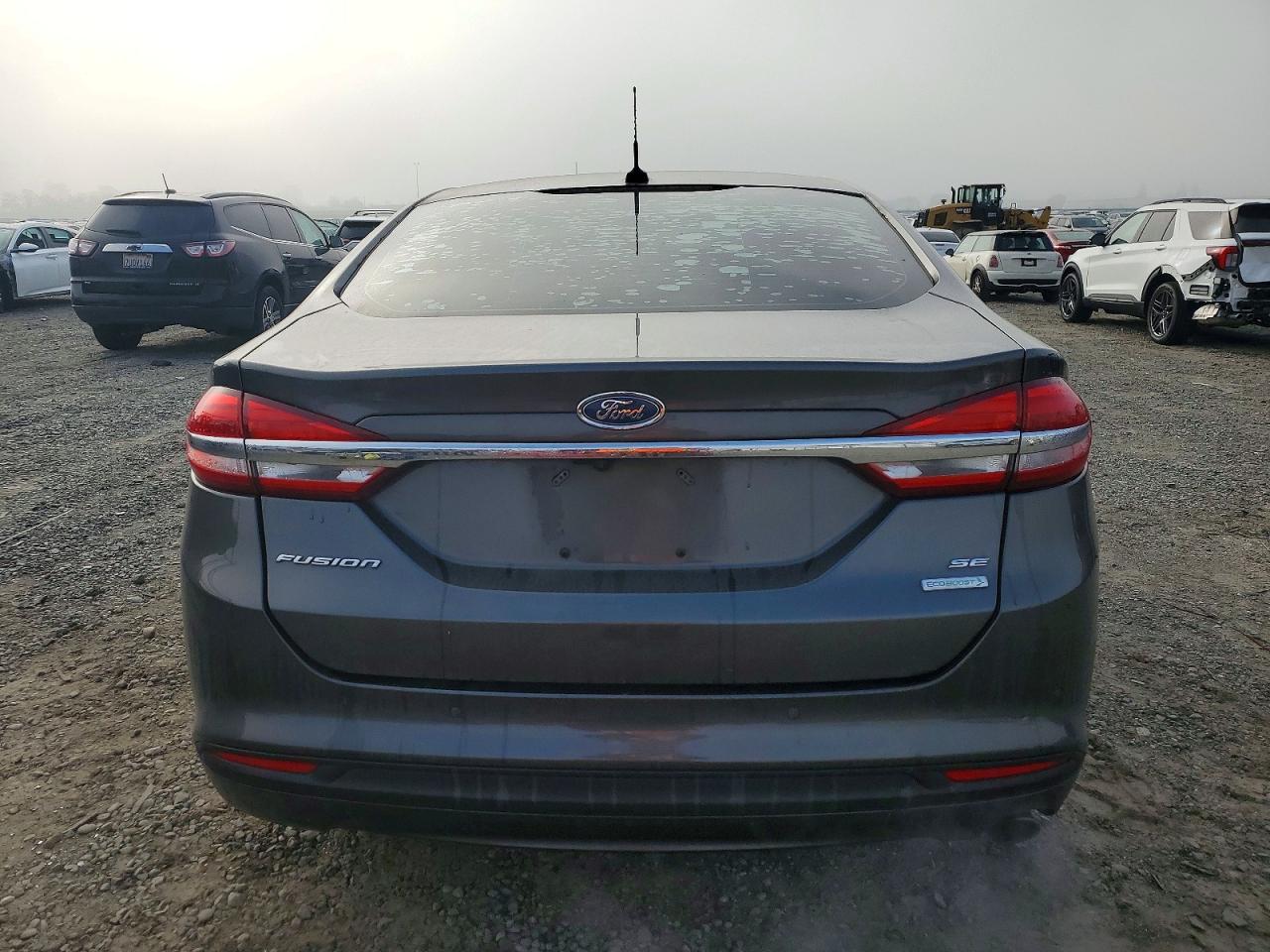 2017 FORD FUSION SE photo 6